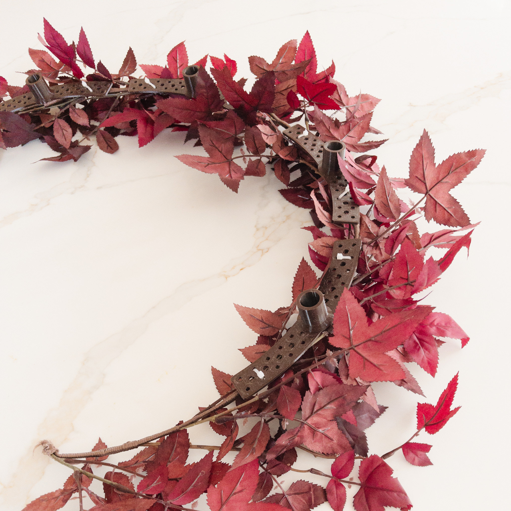 Dark Plum/Reddish Leaf Garland (for 24" inch wreath) - Image 2