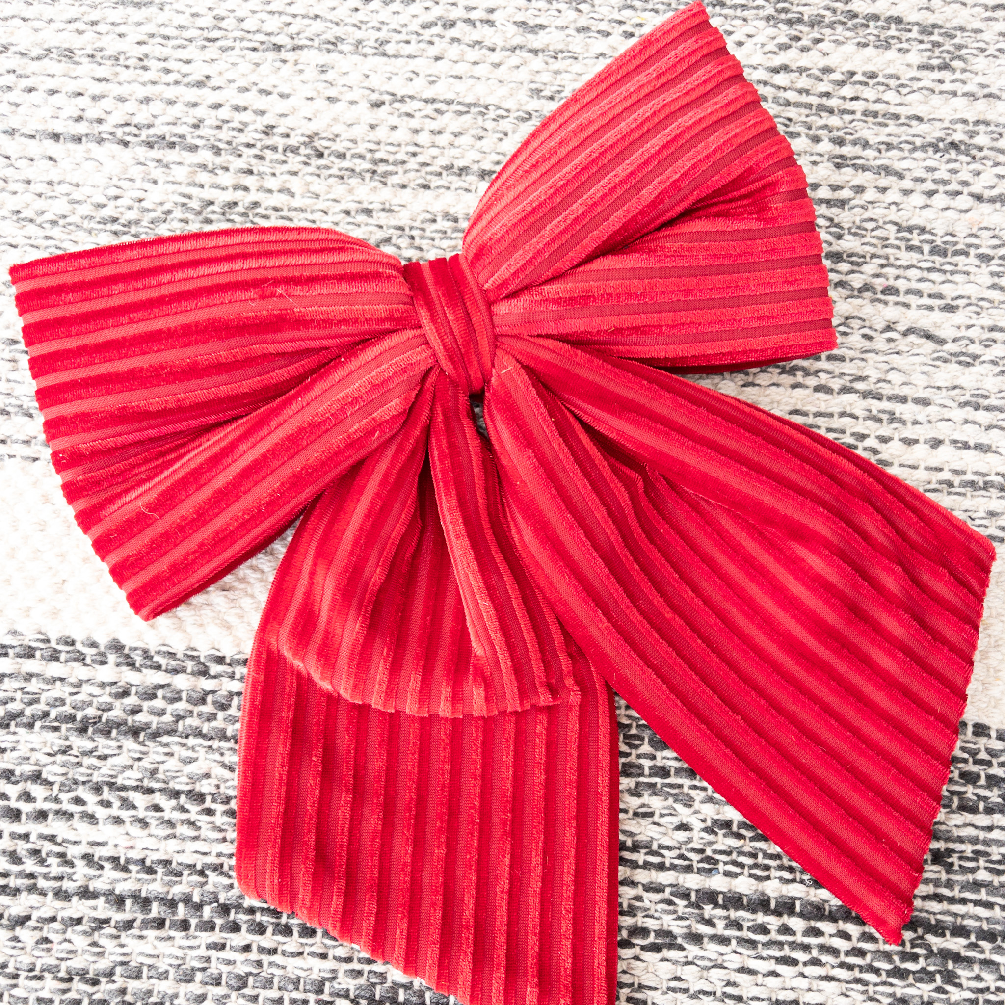 Thick Red Velvet Bow - Image 2
