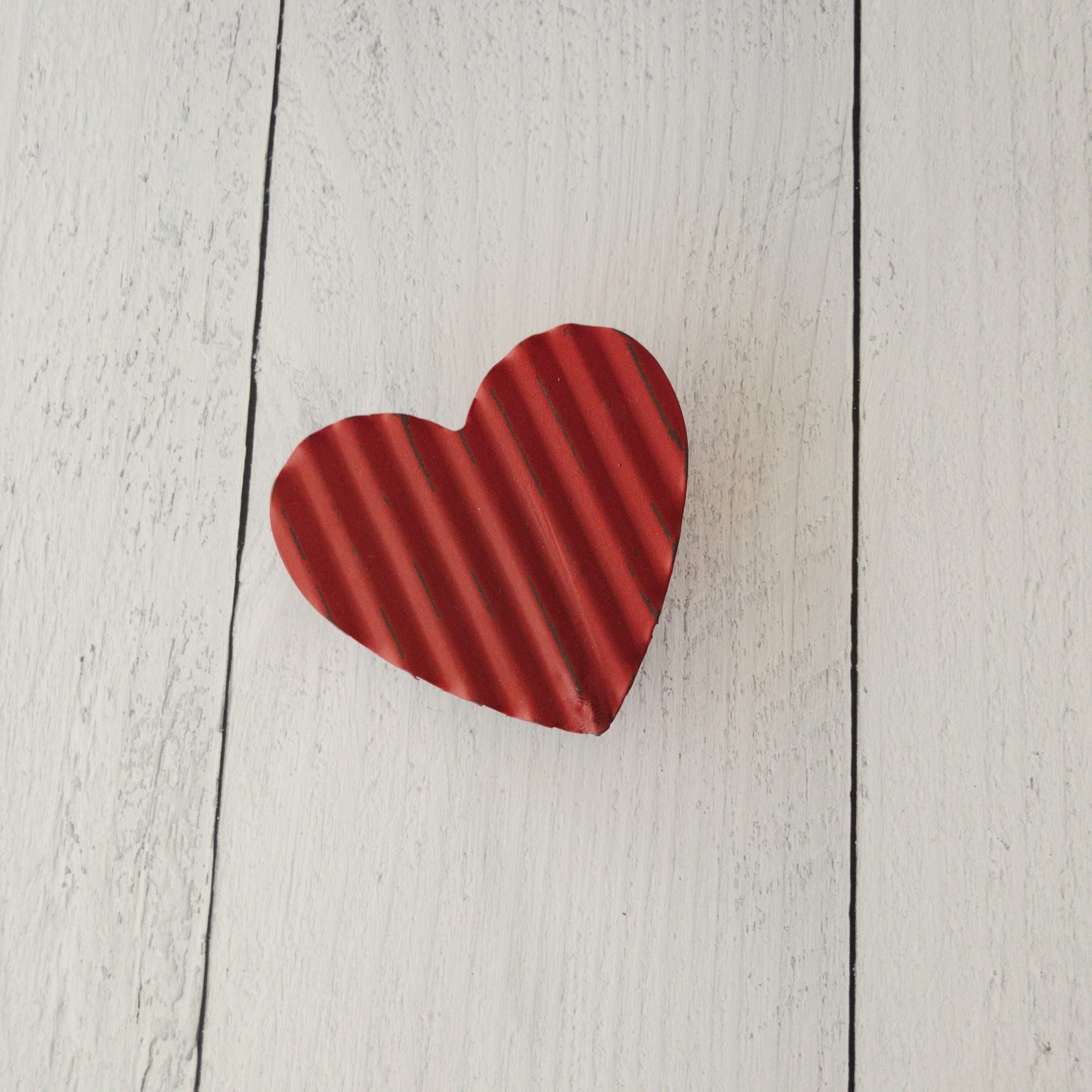 Red corrugated metal heart| valentines wreath| wreath accessories| wreath attachment| holiday wreath| holiday decor| valentine decor